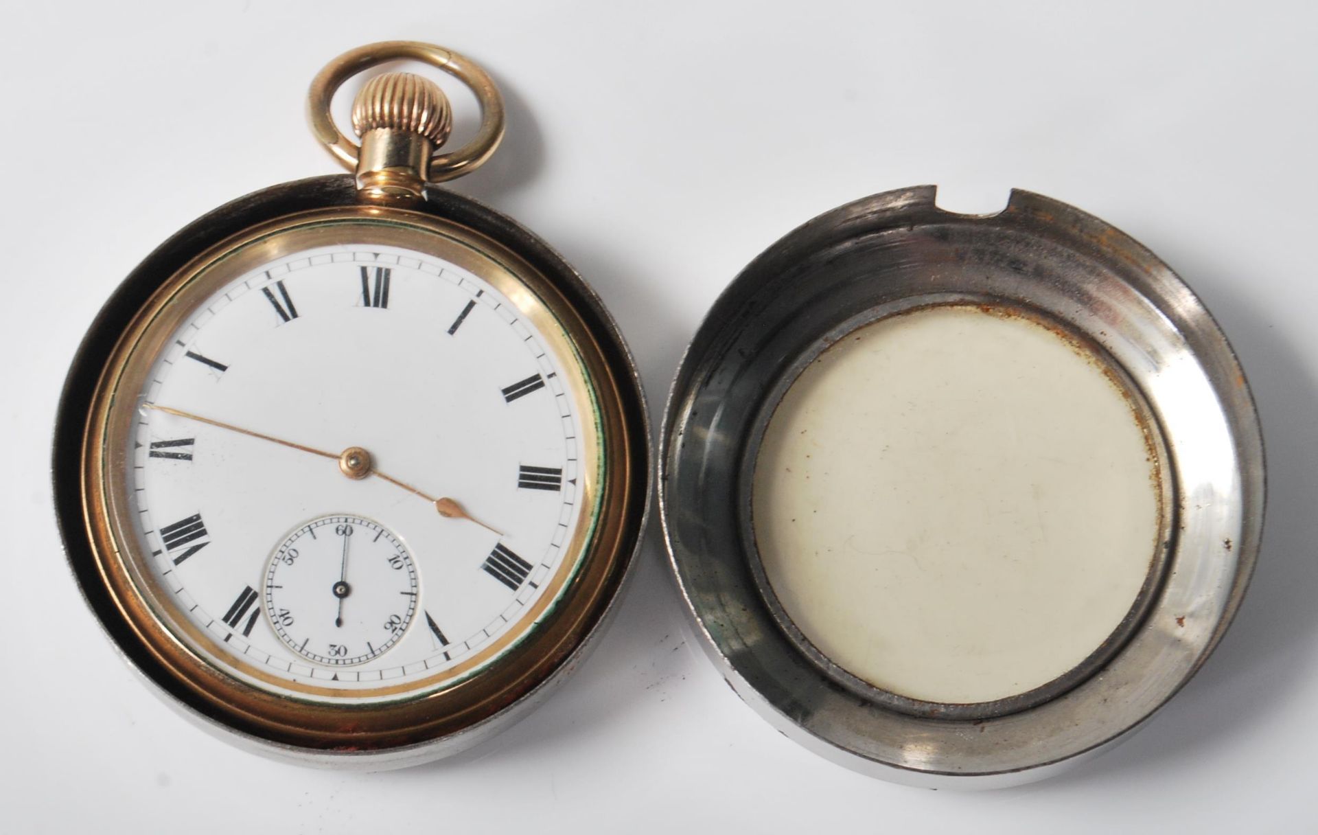 A 20th Century gold plated open face pocket watch having a white enamelled dial with roman - Bild 7 aus 8