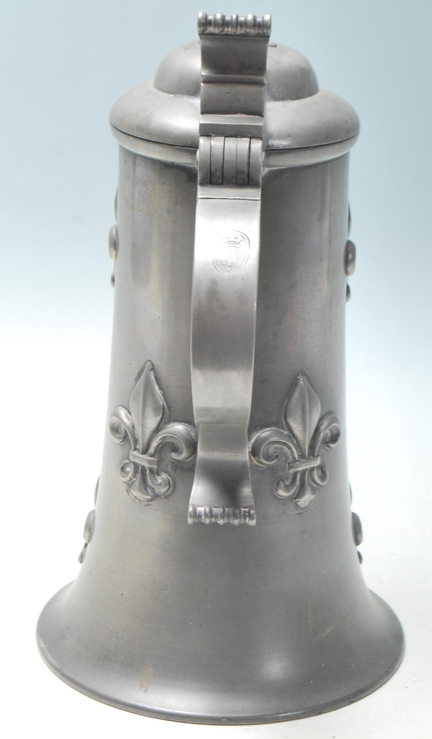 An amazing 19th century large French tankard with hinged lid, parrot beak spout, cylindrical - Image 7 of 11