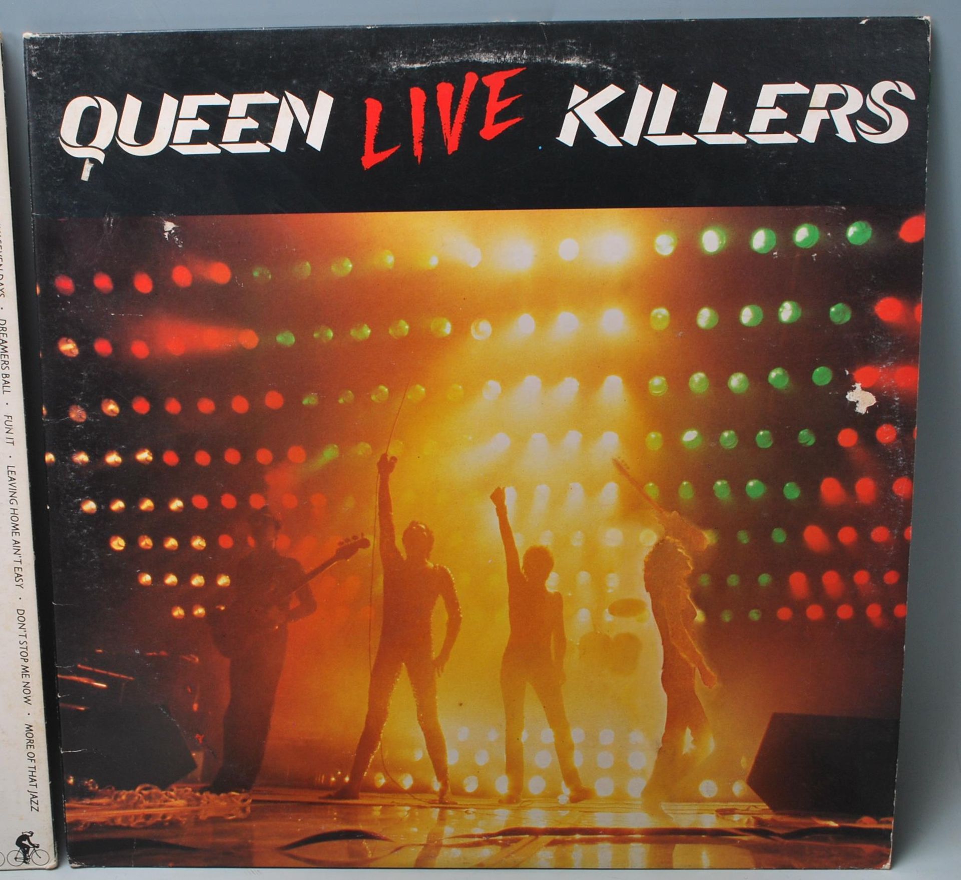 A group of six vinyl long play LP vinyl Record albums by Queen to include Queens first album (VG), - Bild 4 aus 7