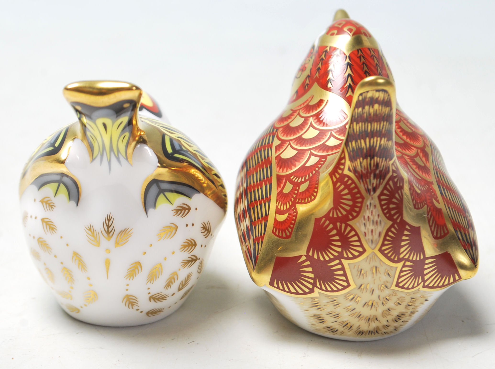 A pair of Royal Crown Derby paperweights both in the form of birds including Jenny Wren and both - Image 3 of 6