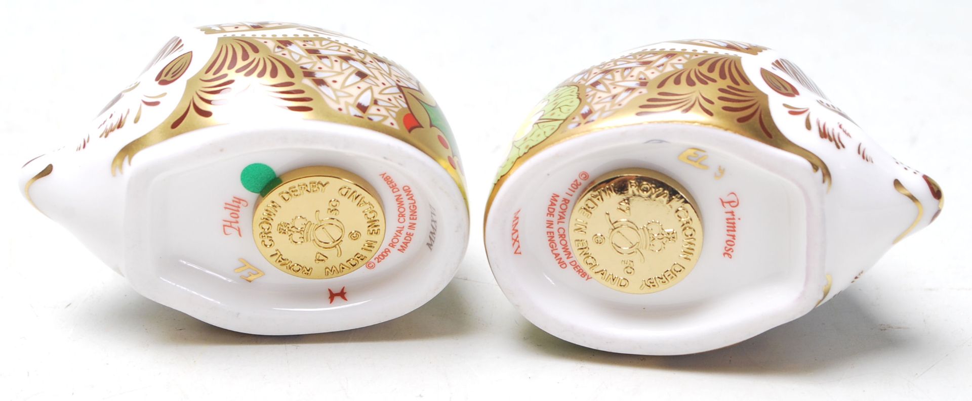 A pair of Royal Crown Derby paperweights to include Primrose Hedgehog and Holly Hedgehog, each - Bild 7 aus 7