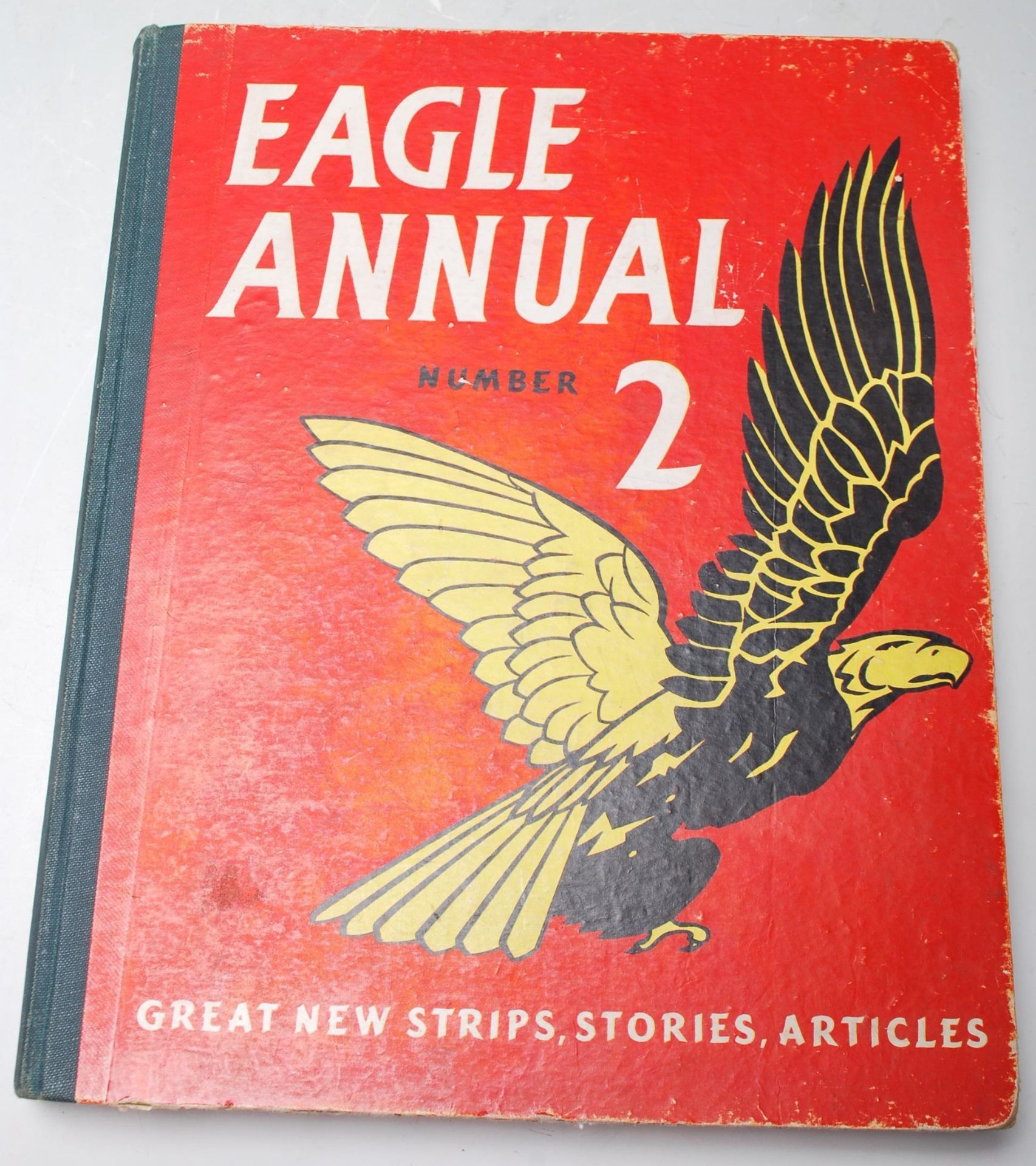 A group of five vintage retro Eagle Annual annuals by Hilton Press Ltd, edited by Marcus Morris to - Bild 16 aus 22