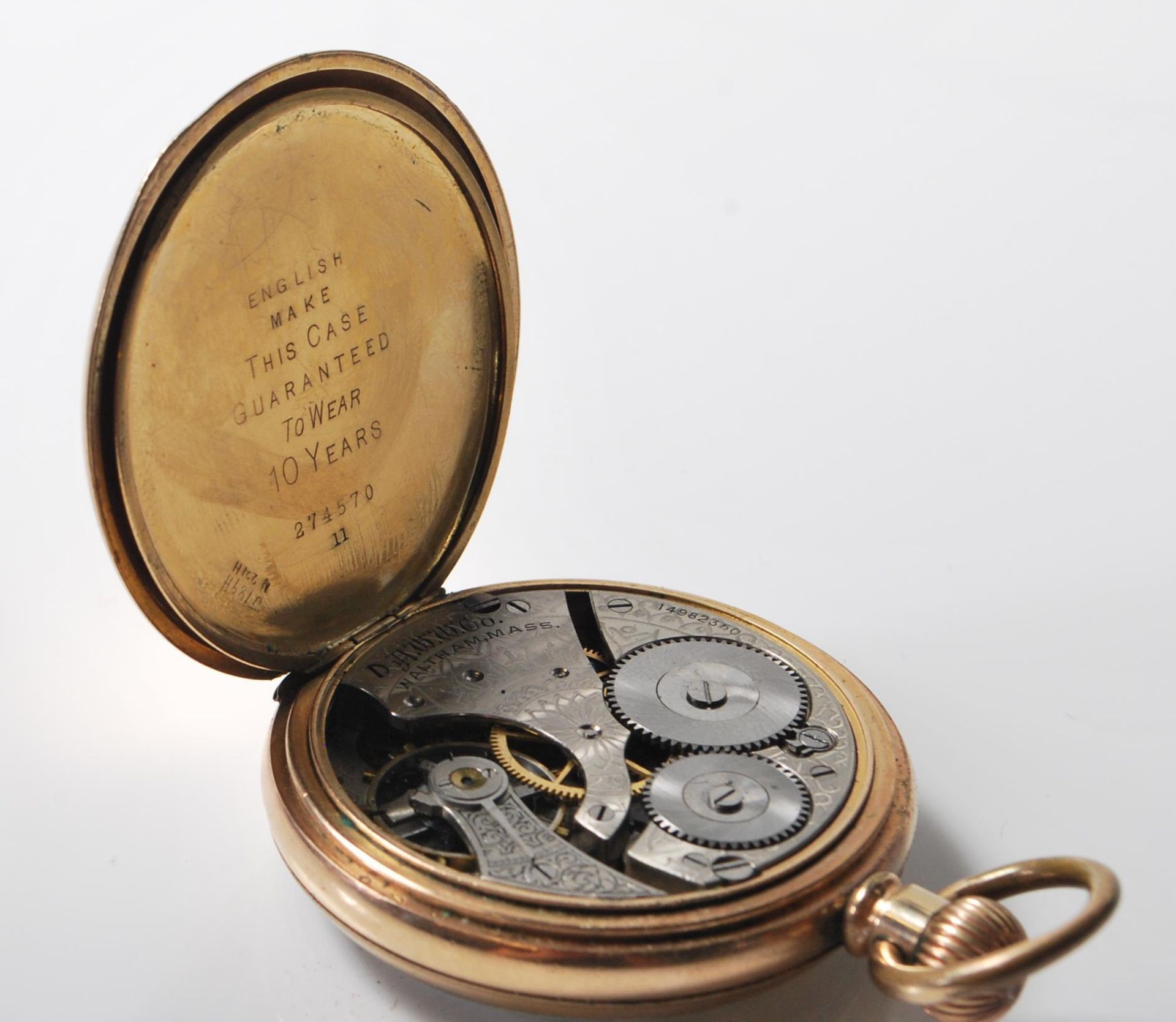 A 20th Century gold plated open face pocket watch having a white enamelled dial with roman - Bild 4 aus 8