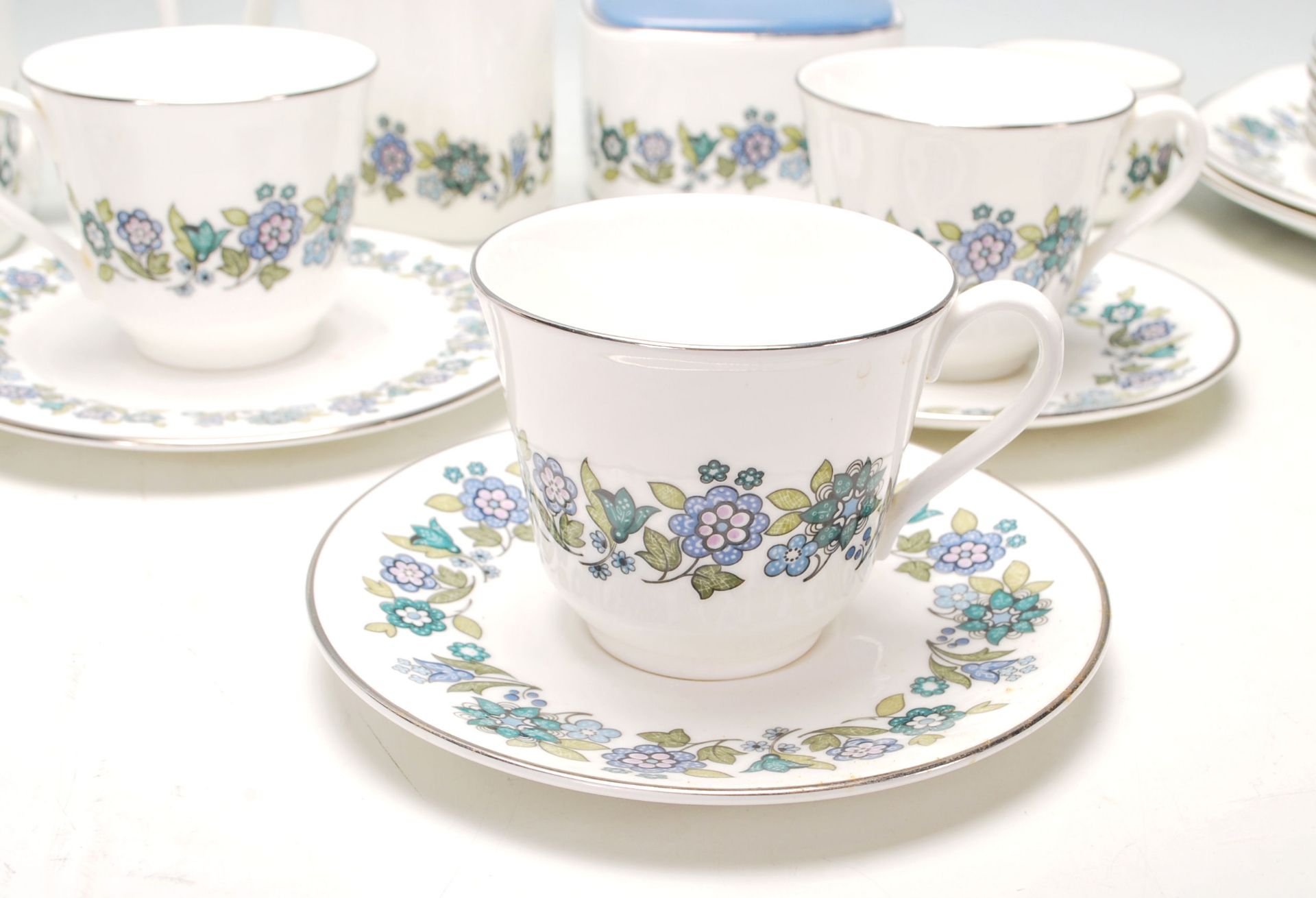 A vintage retro 20th Century Royal Doulton fine bone china tea service comprising of cups, - Image 3 of 9