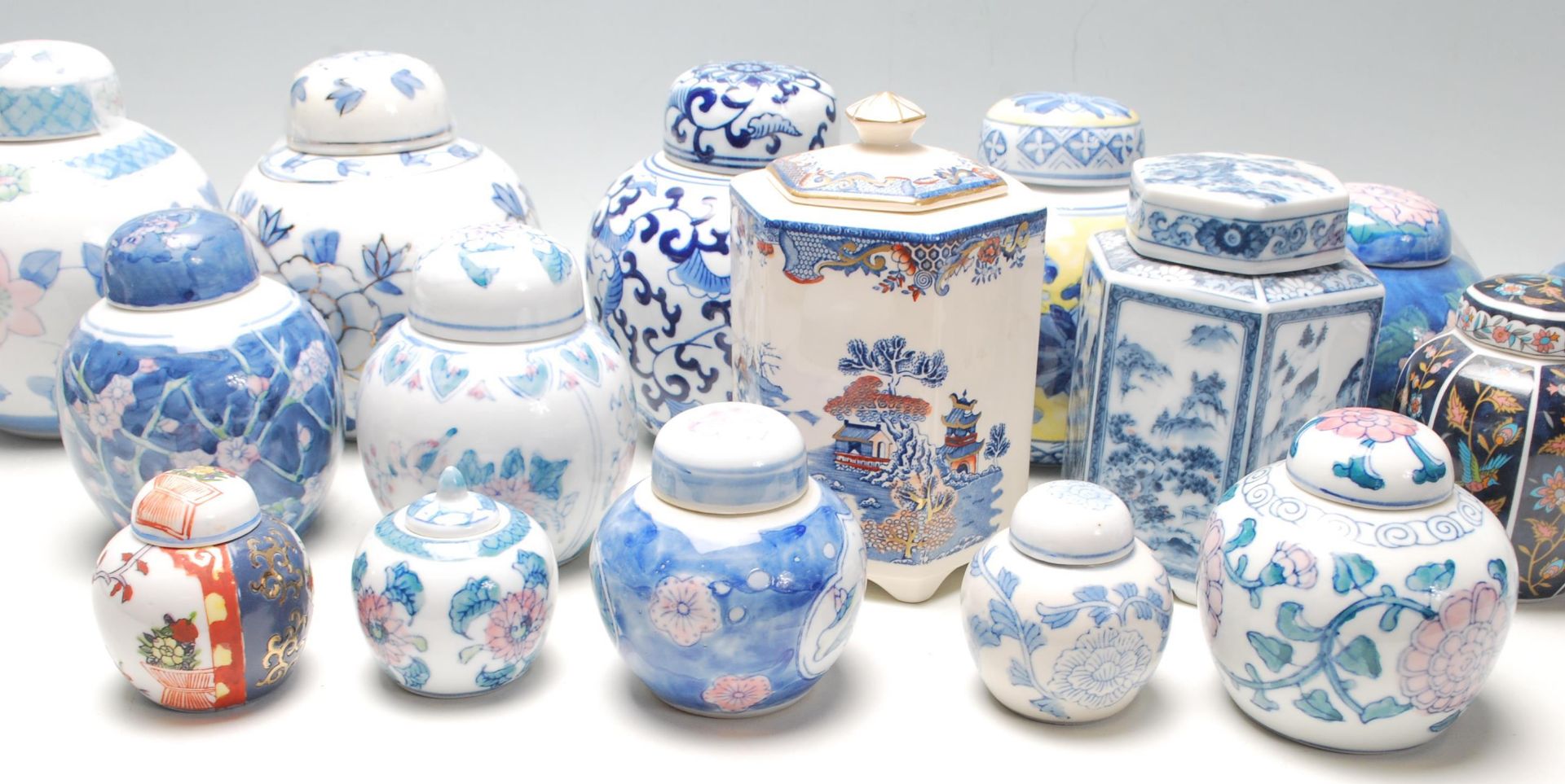 A collection of 20th Century Chinese ginger jars of various styles and forms to include some printed - Bild 9 aus 14