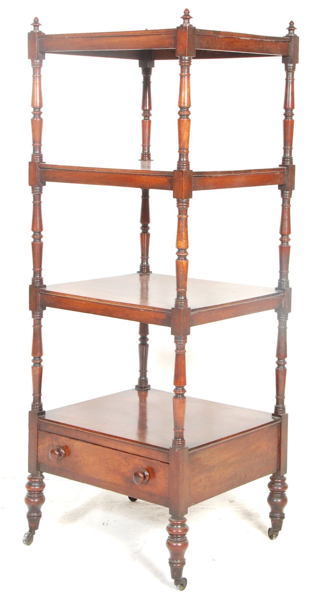 A Victorian 19th Century Mahogany four tiered whatnot / etagere having finial tops supporting turned - Bild 6 aus 7