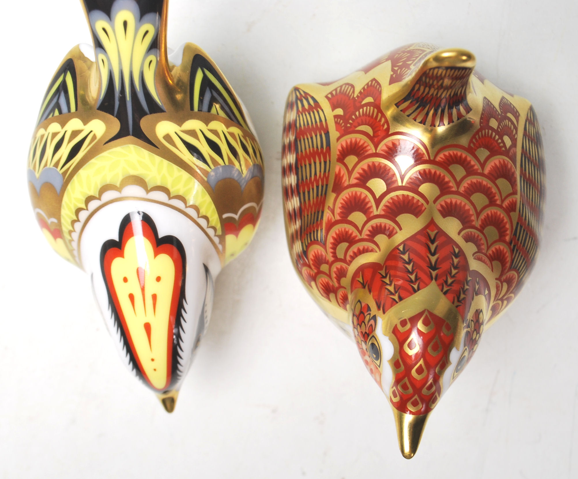 A pair of Royal Crown Derby paperweights both in the form of birds including Jenny Wren and both - Image 5 of 6