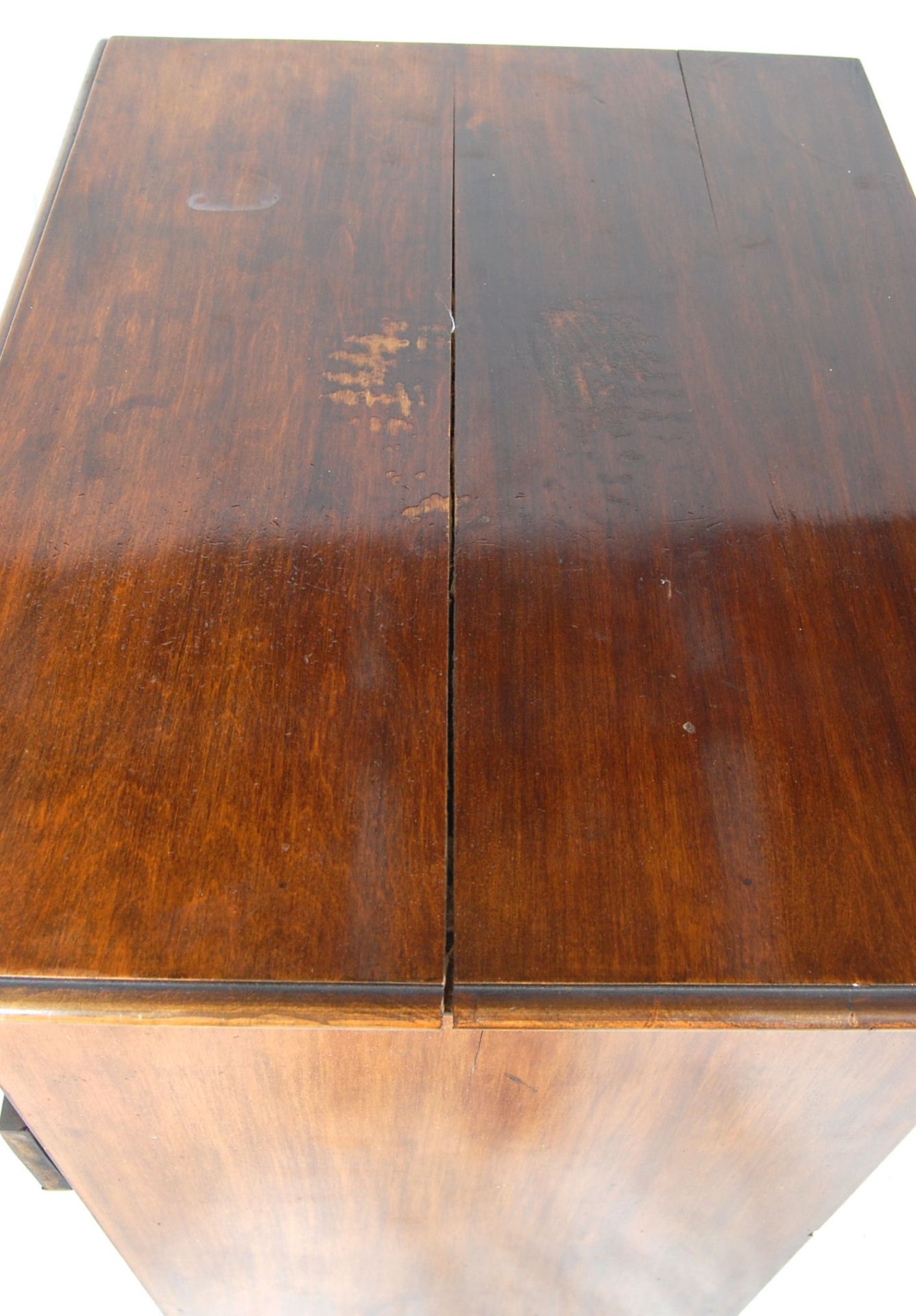 An antique Edwardian mahogany filing cabinet / music cabinet with a raised back, 5 fall front - Bild 6 aus 7
