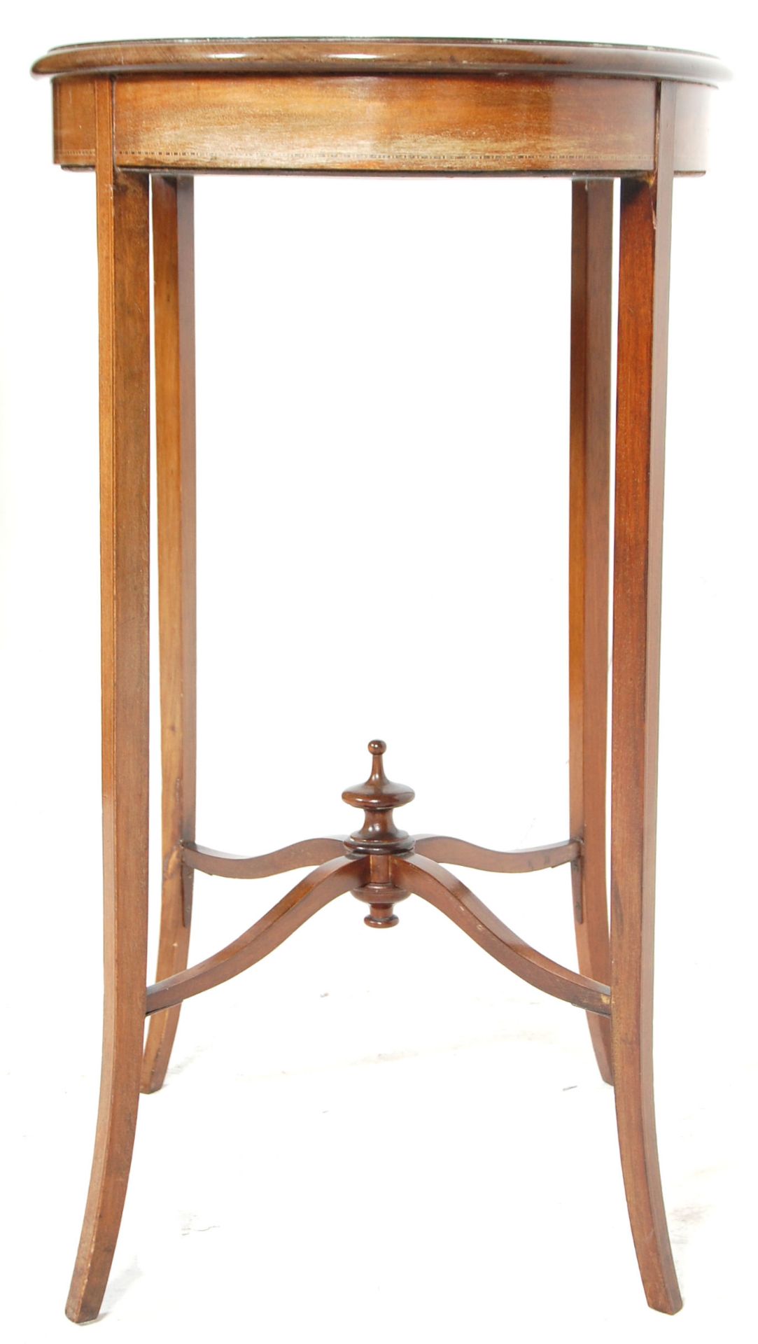 An Edwardian mahogany hall side table having an oval top with a diamond veneer and satinwood - Bild 6 aus 6