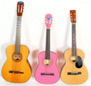 A collection of 3 vintage 1990s acoustic guitars to include a Hohner HW-03, a classical spanish