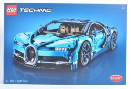 LEGO SET - LEGO TECHNIC - 42083 - BUGATTI CHIRON