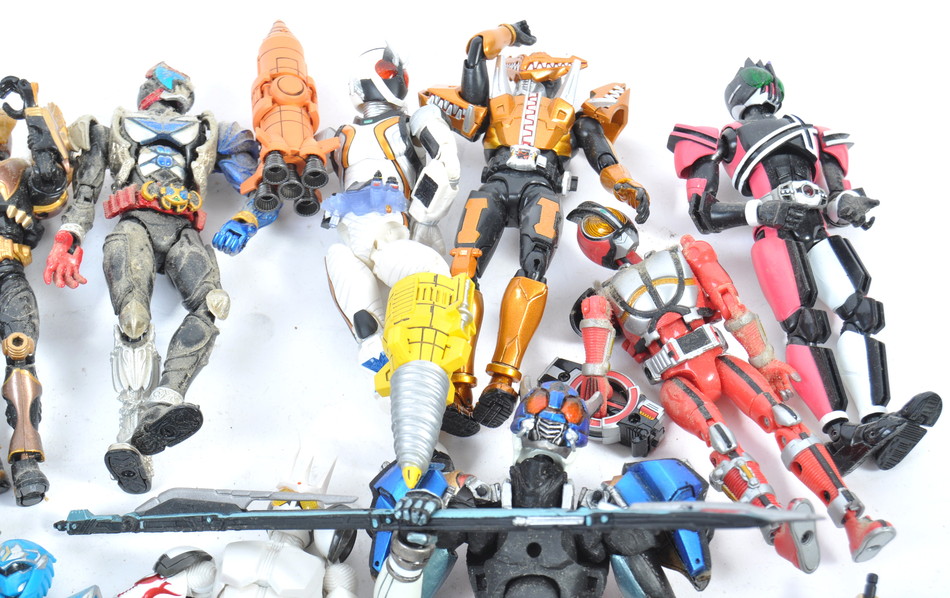 COLLECTION OF ASSORTED JAPANESE ACTION FIGURES - Image 2 of 7