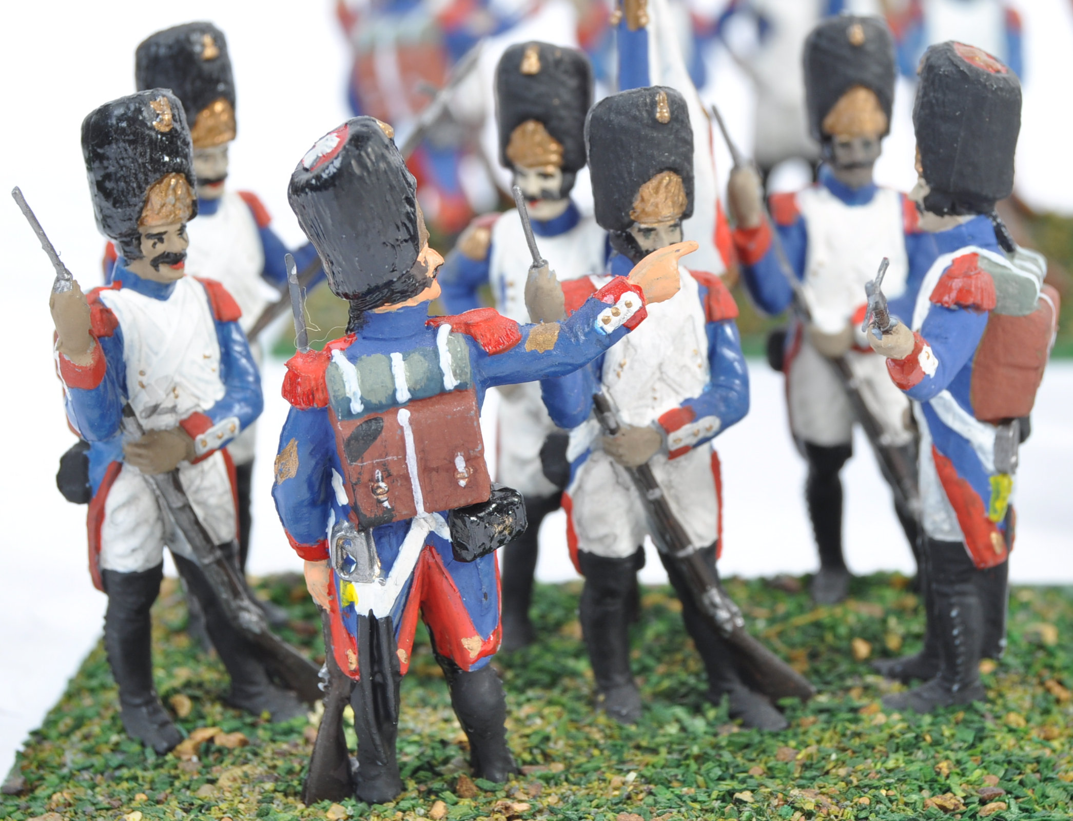 COLLECTION OF 1/32 SCALE PLASTIC NAPOLEONIC FIGURES - Image 2 of 7