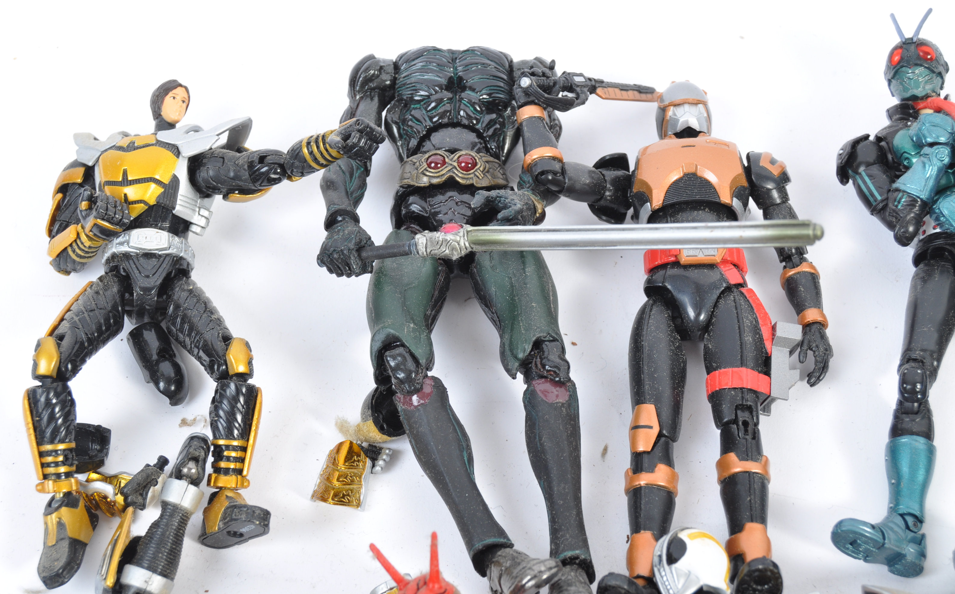 COLLECTION OF ASSORTED JAPANESE ACTION FIGURES - Image 2 of 5