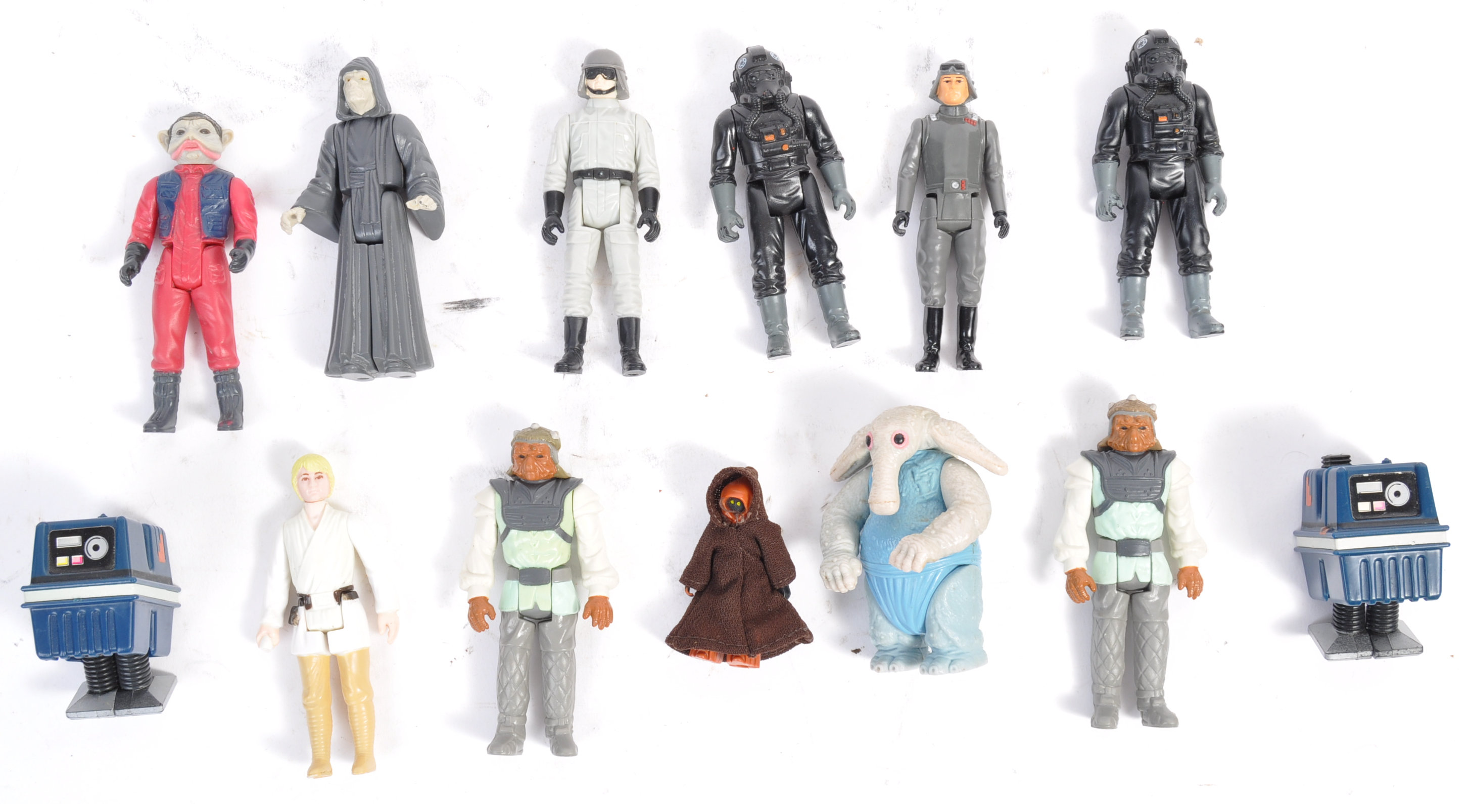 COLLECTION OF VINTAGE STAR WARS ACTION FIGURES
