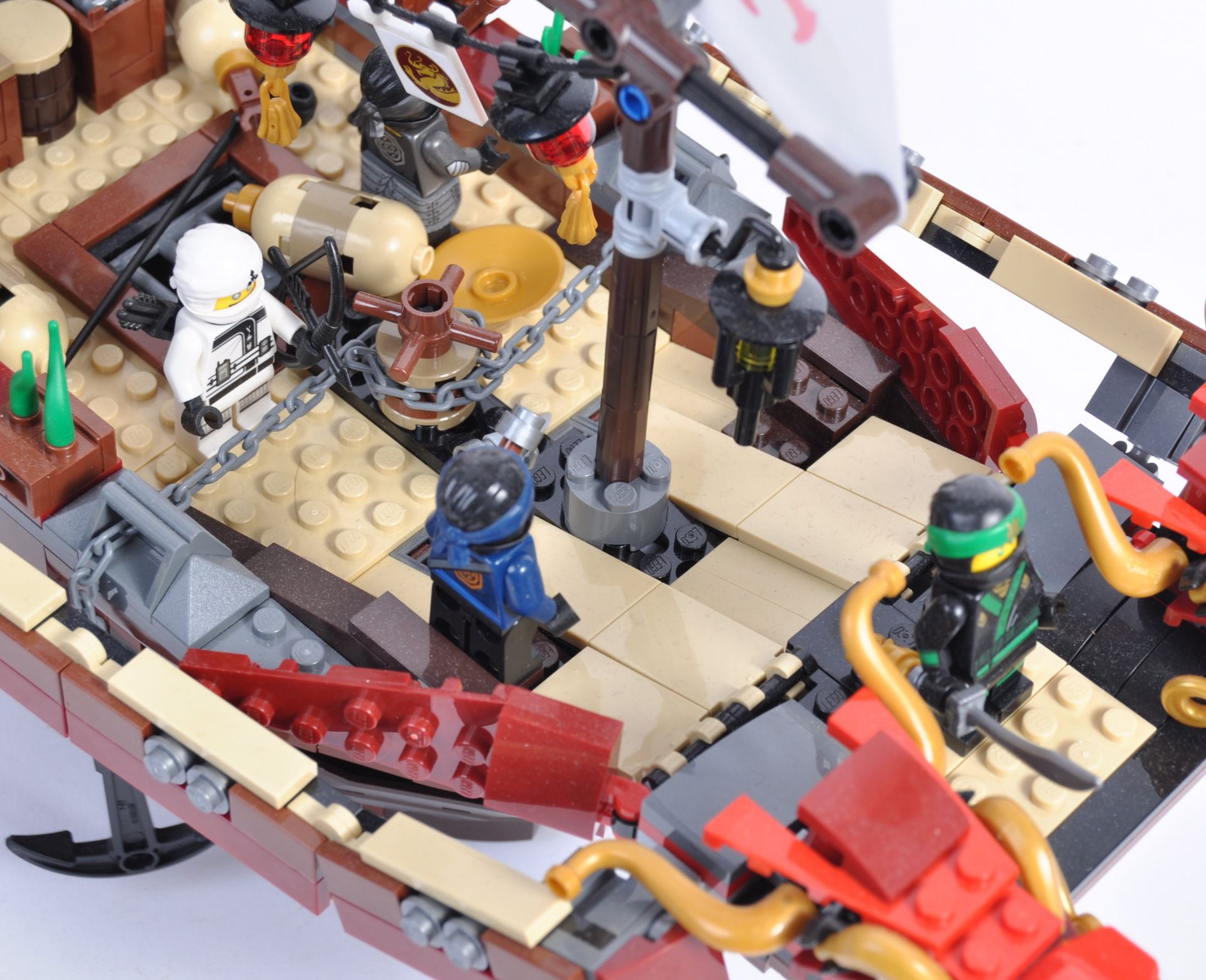 LEGO SET - THE NINJAGO MOVIE- 70618 - DESTINY'S BOUNTY - Bild 3 aus 5
