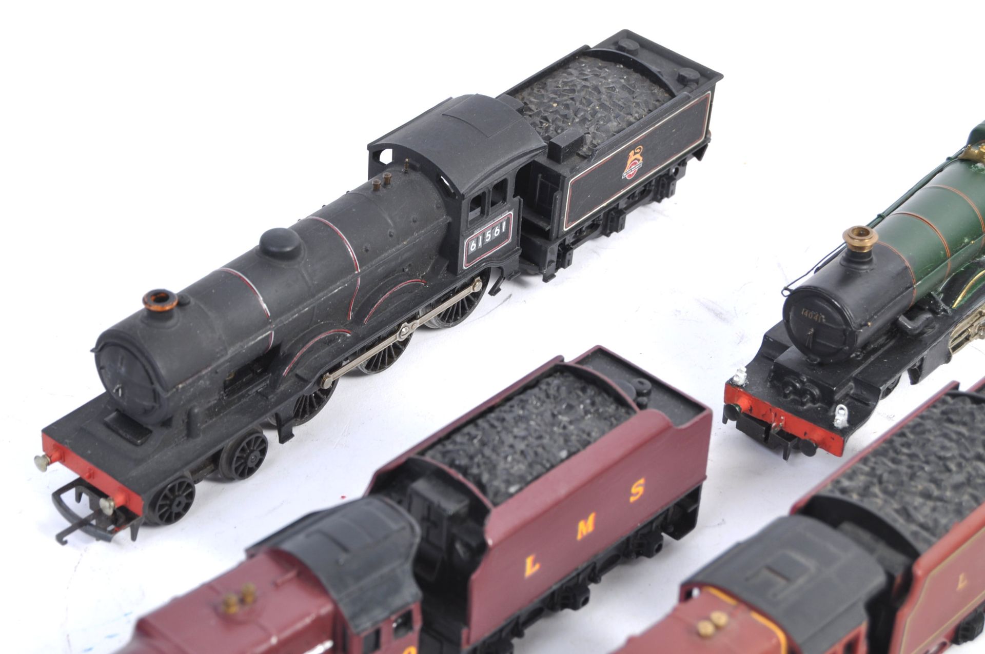 COLLECTION OF 00 GAUGE MODEL RAILWAY LOCOMOTIVES - Bild 2 aus 5