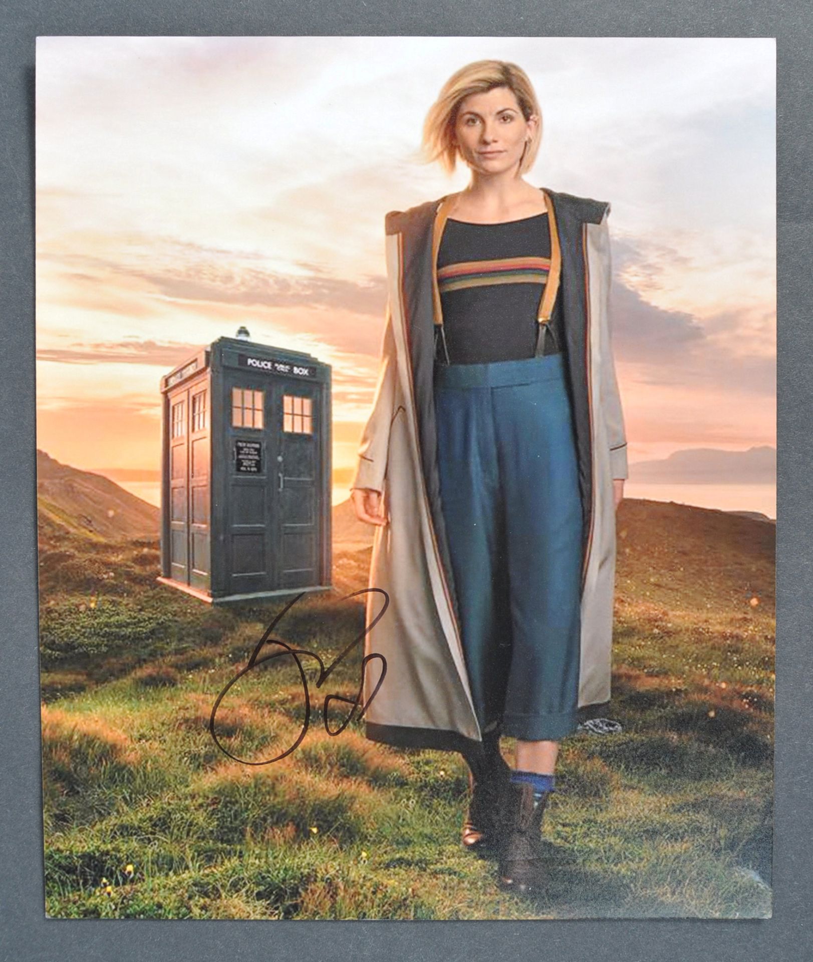 JODIE WHITTAKER - DOCTOR WHO - AUTOGRAPHED 8X10" PHOTOGRAPH