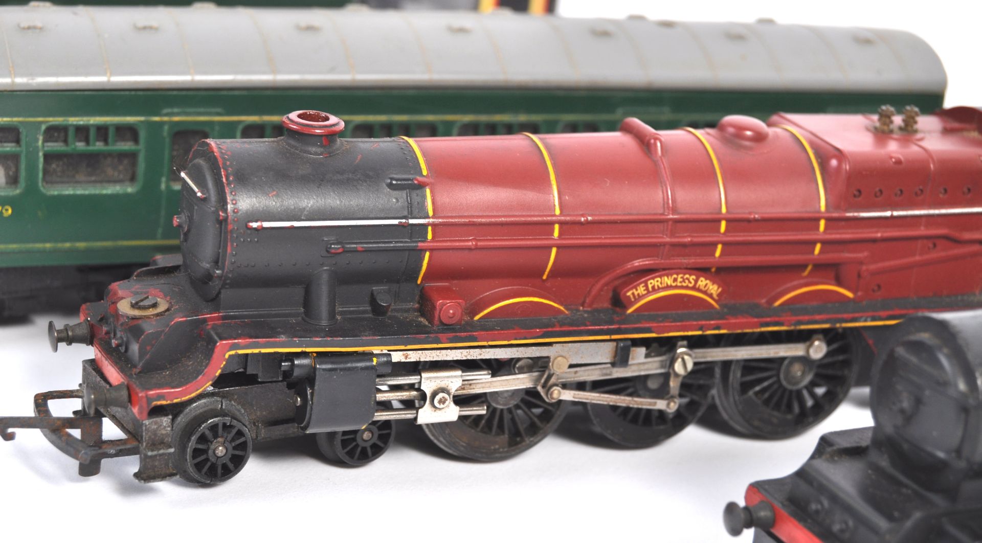 COLLECTION OF HORNBY AND MAINLINE PALITOY 00 GAUGE RAIL LOCOMOTIVES - Bild 5 aus 9