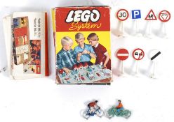ORIGINAL VINTAGE LEGO SYSTEM BICYCLES AND SIGNS