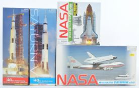 NASA SPACE COLLECTION - DRAGON WINGS - 1/400 SCALE ROCKET AND SHUTTLE MODELS