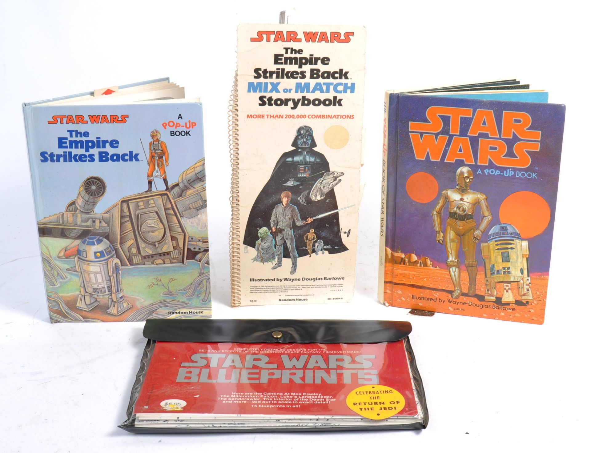 COLLECTION OF VINTAGE STAR WARS BOOKS & BOOKLETS