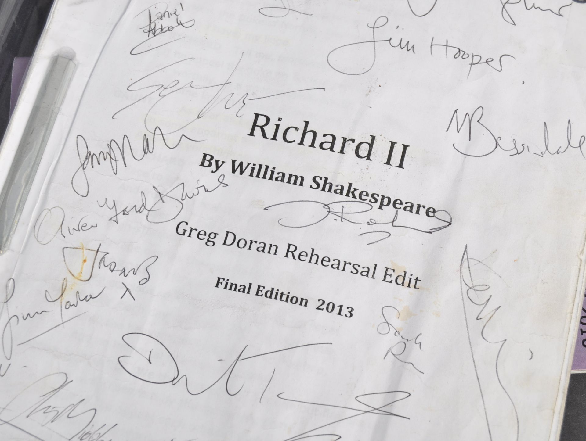 JULIAN GLOVER'S SCRIPT FROM RSC PRODUCTION RICHARD II - Bild 3 aus 12