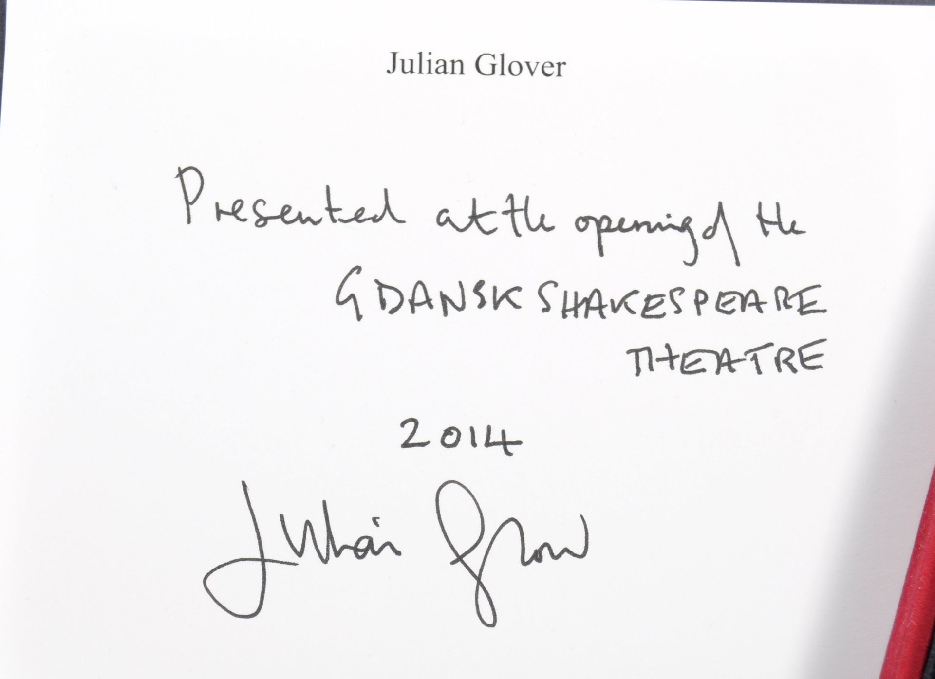 JULIAN GLOVER'S PERSONALLY PRESENTED SHAKESPEARE COIN - Bild 4 aus 4