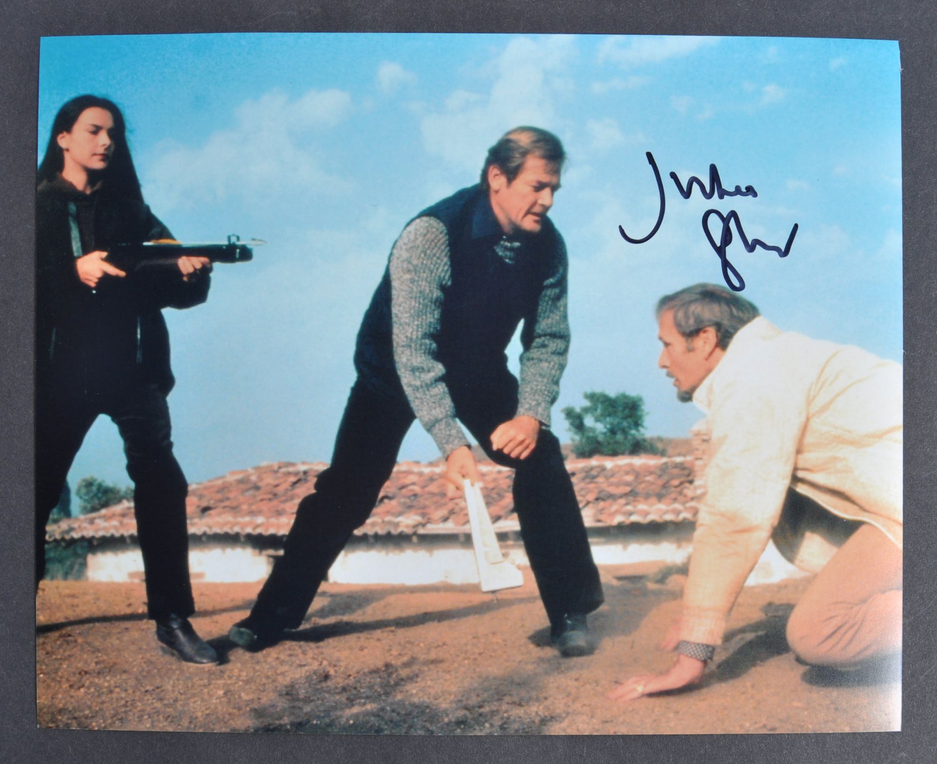 JAMES BOND 007 - JULIAN GLOVER AUTOGRAPHED PHOTOGRAPH