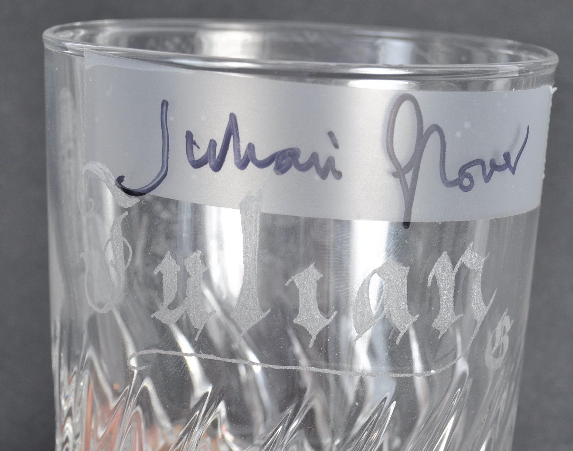 JULIAN GLOVER'S PERSONALLY ENGRAVED GLASS TUMBLER - Image 3 of 5