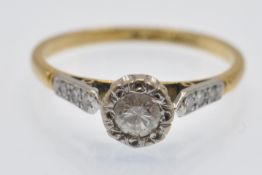 An Antique 18ct Gold Platinum & Diamond Solitaire Ring