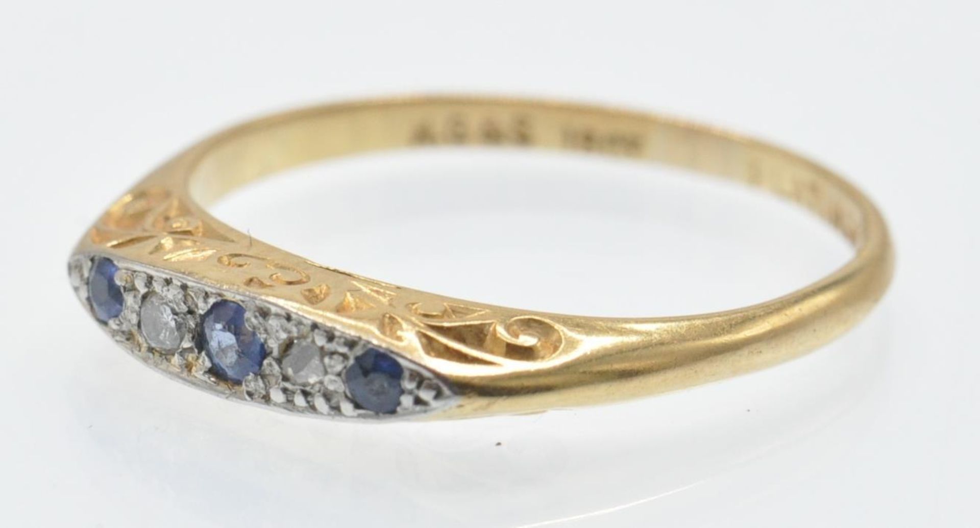 An 18ct Gold Platinum, Sapphire & Diamond Ring - Bild 2 aus 6