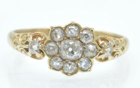 An Antique 18ct Gold & Diamond Cluster Ring