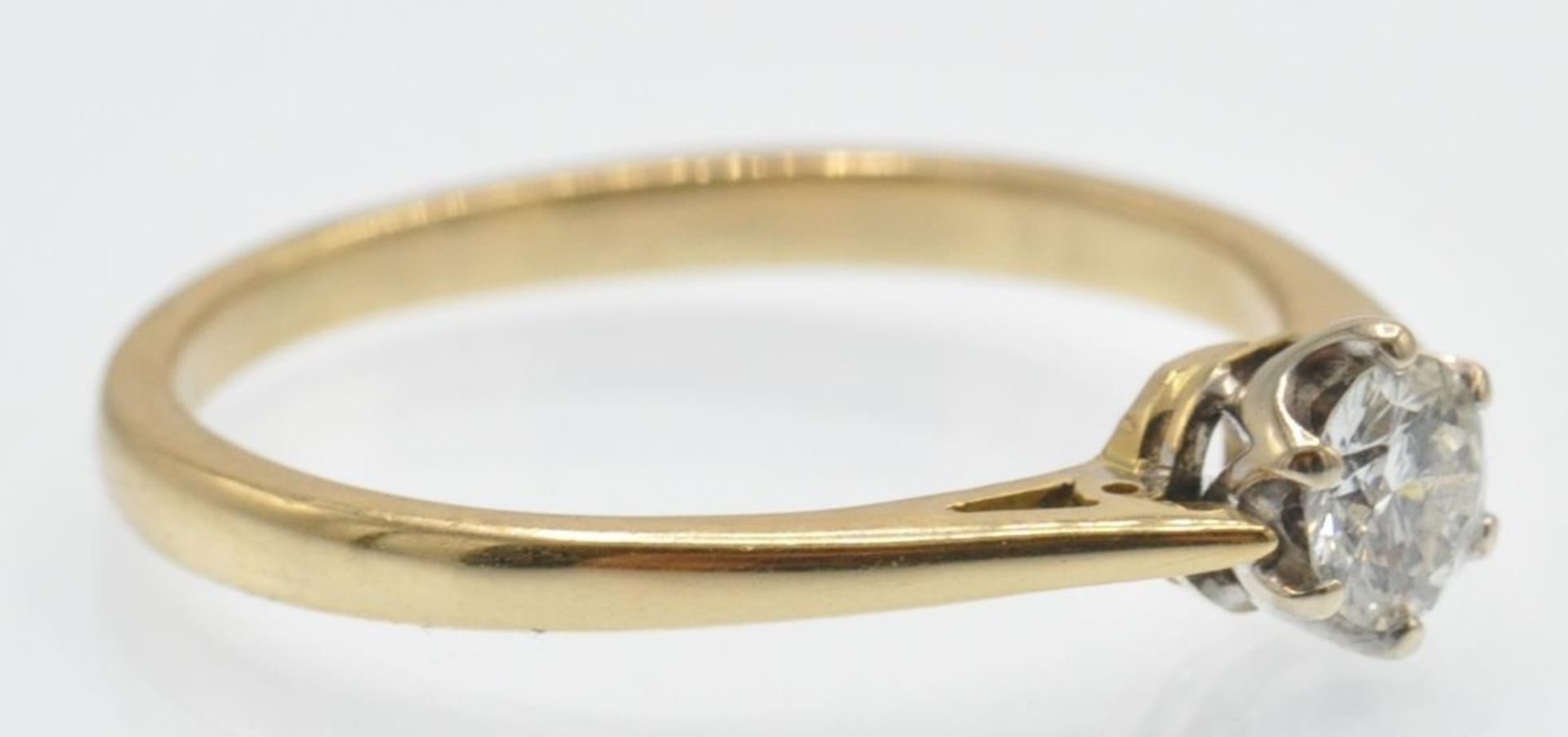 A Hallmarked 18ct Gold & Diamond Solitaire Ring - Bild 3 aus 4