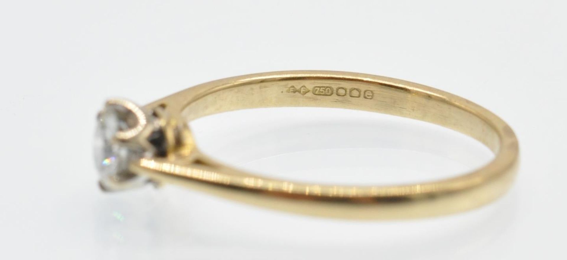 A Hallmarked 18ct Gold & Diamond Solitaire Ring - Bild 4 aus 4