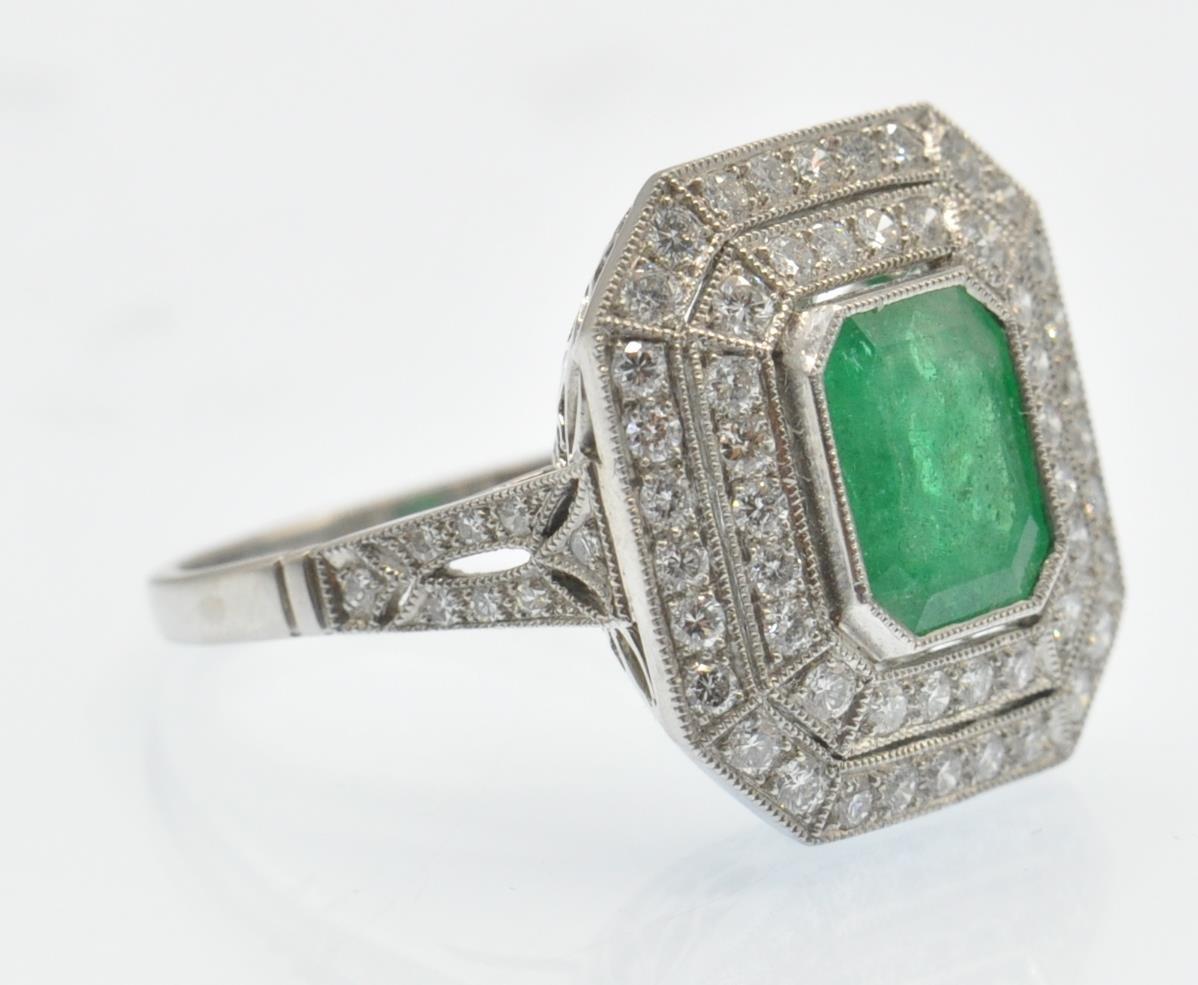 A Platinum Emerald & Diamond Cocktail Ring. - Image 2 of 5