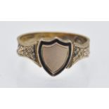 A Hallmarked Victorian 9ct Gold Mourning Ring.