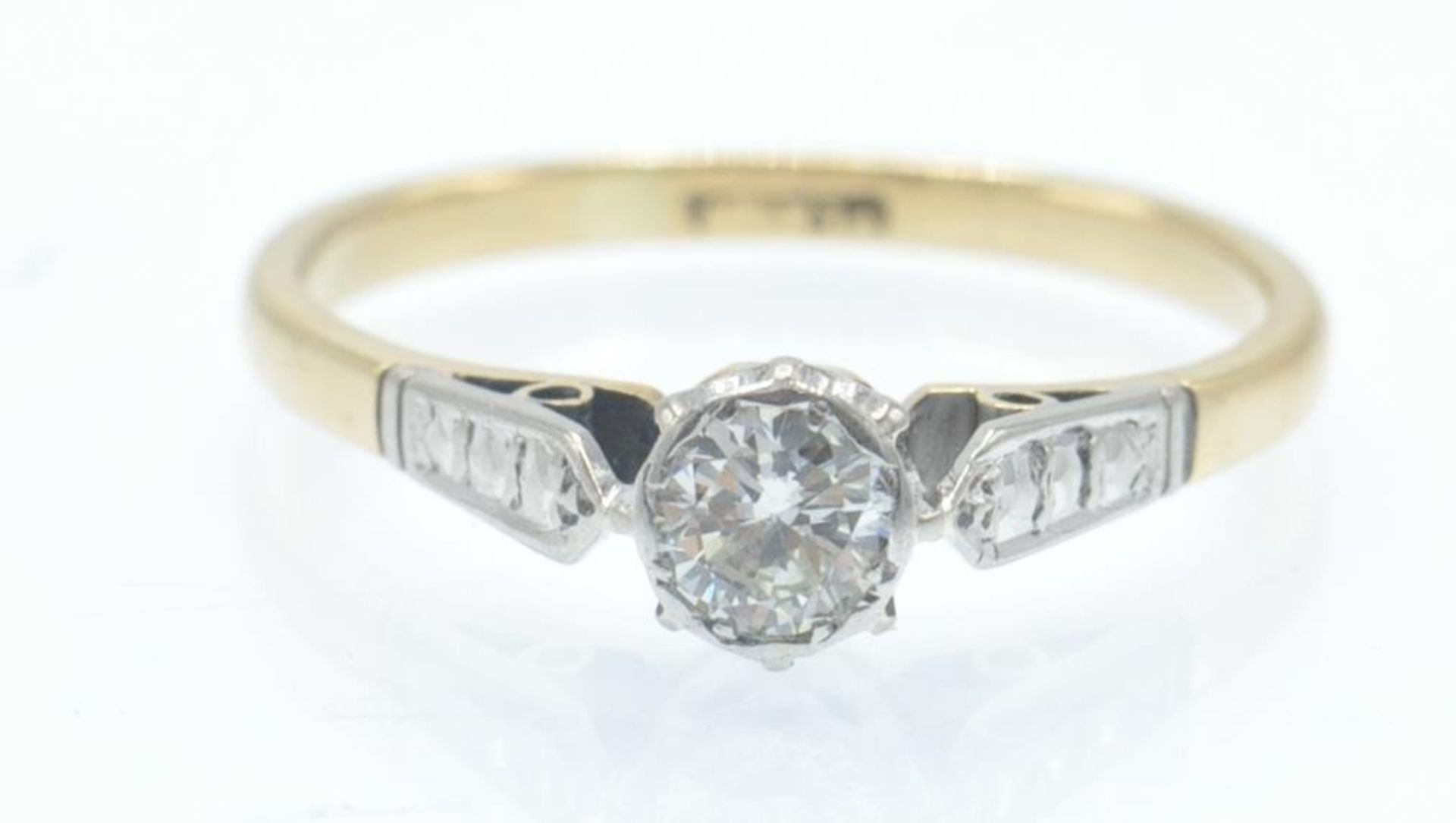 A Vintage 18ct Gold & Platinum Solitaire Diamond Ring