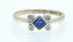 A Hallmarked 9ct Gold Sapphire & Diamond Ring