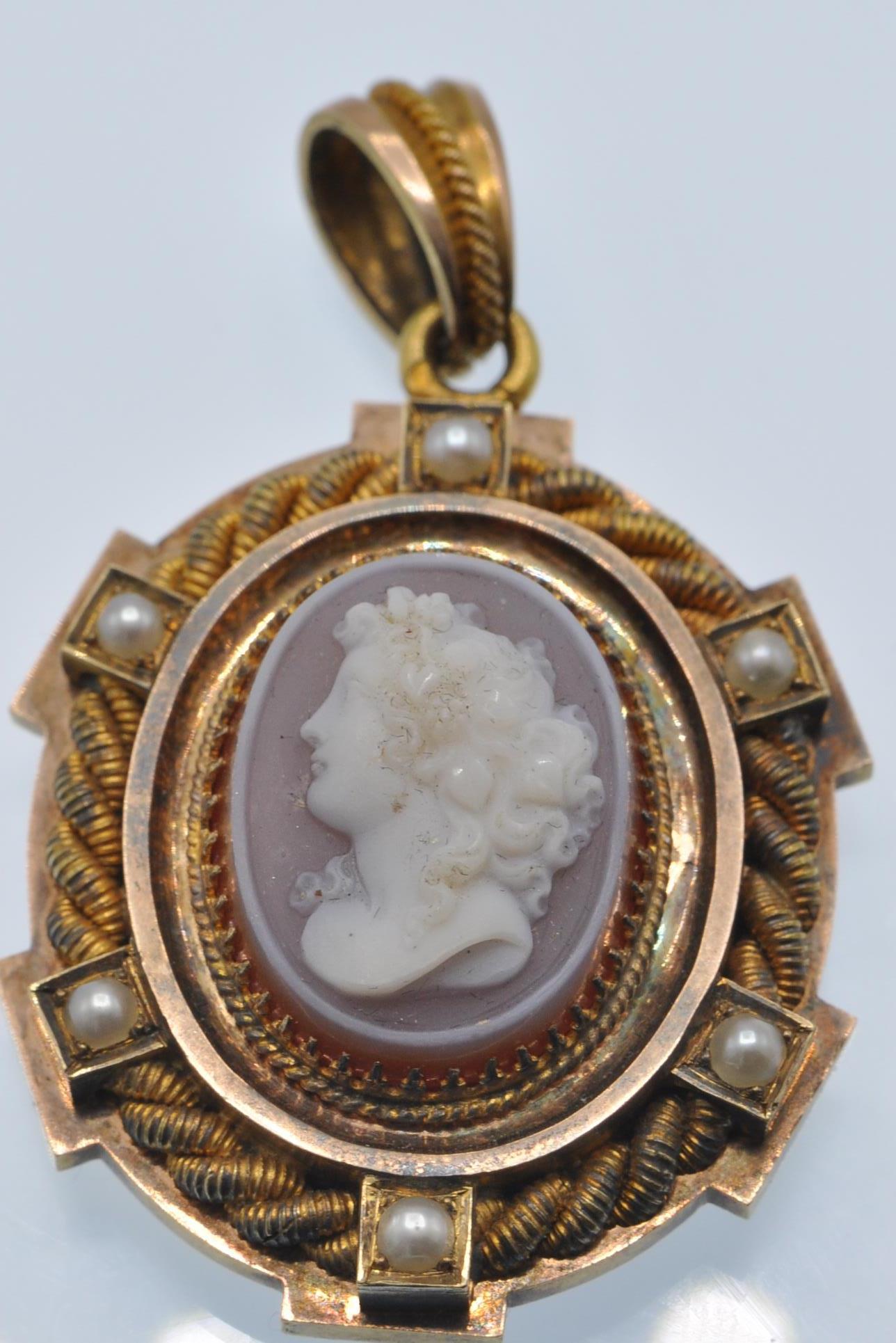 An Antique 18ct Gold French Agate Cameo & Pearl Locket - Image 4 of 7