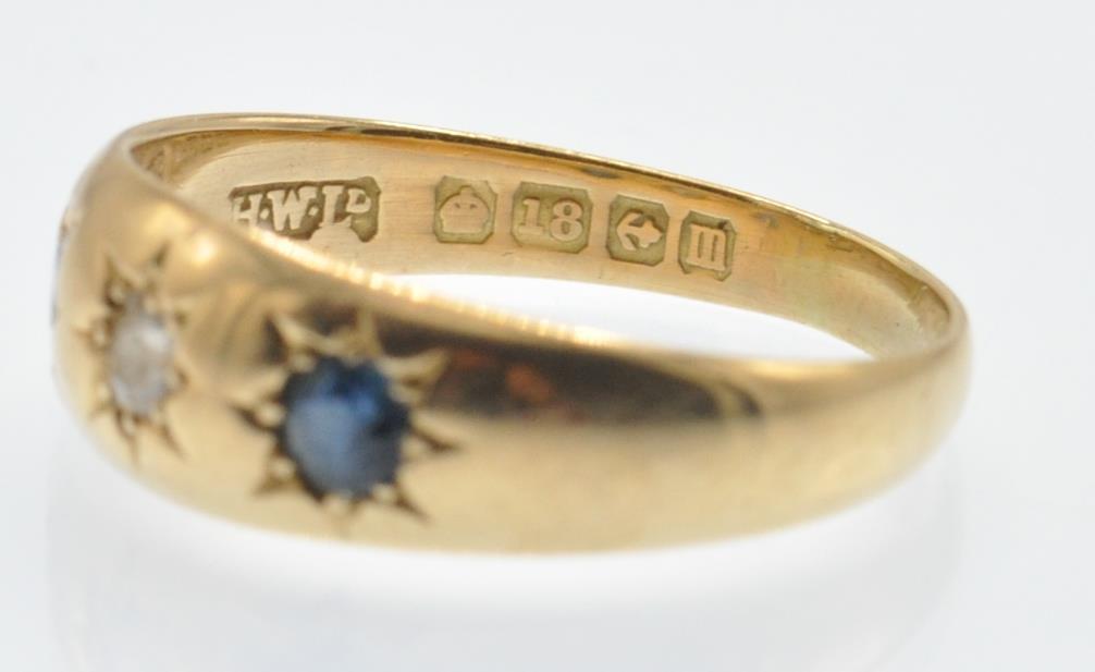 An Antique Hallmarked 18ct Gold Sapphire & Diamond Ring - Image 4 of 4