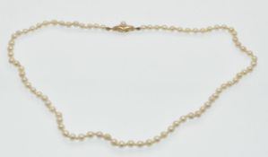 A Hallmarked 9ct Gold & Cultured Pearl Necklace