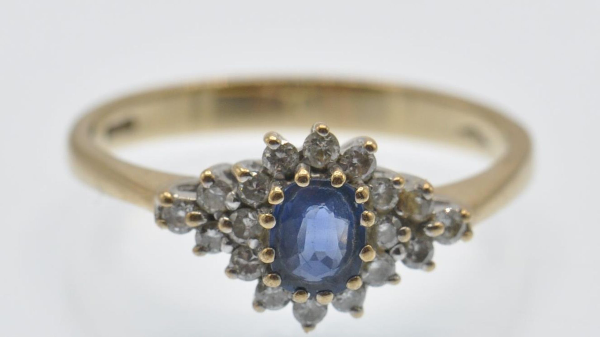 A Hallmarked 9ct Gold Sapphire & Diamond Cluster Ring