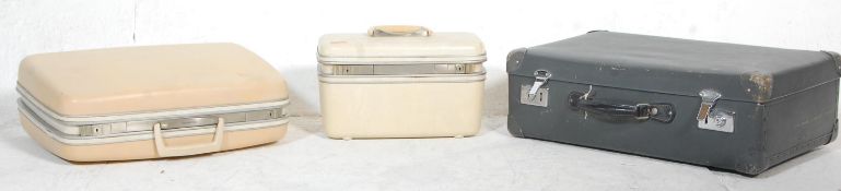 A good vintage mid 20th Century ladies Samsonite v