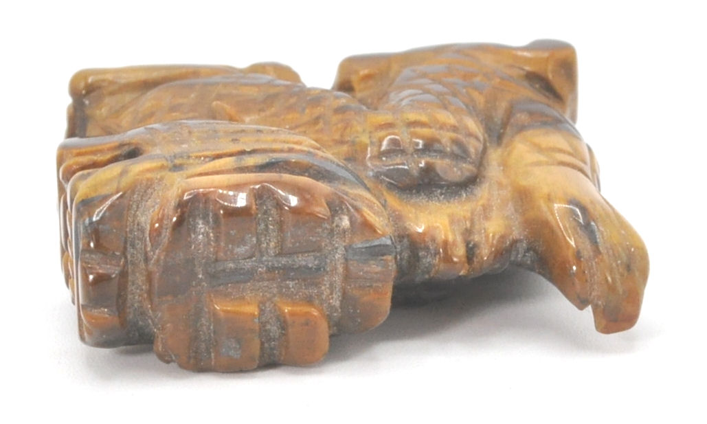 A small Chinese tiger's eye figure in the form of - Image 5 of 6