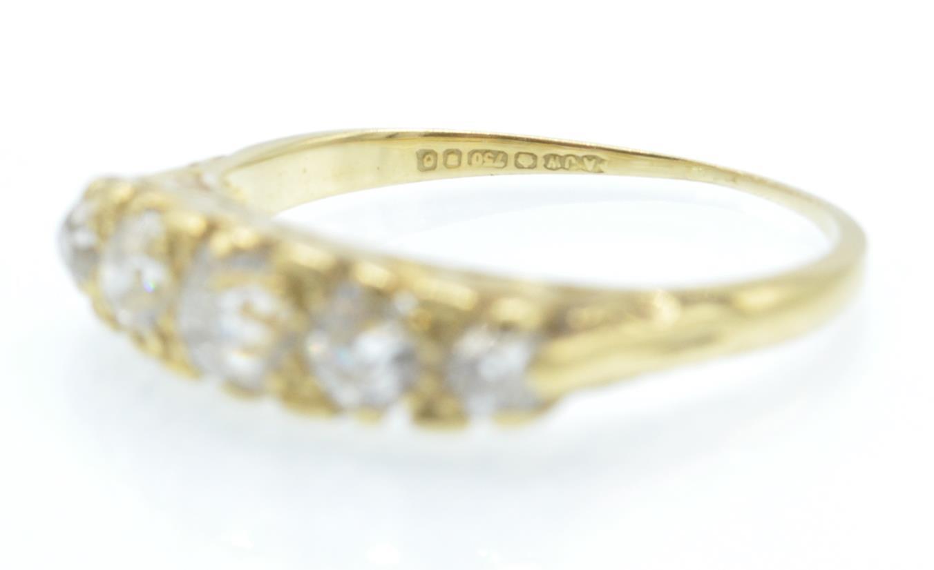 An Antique 18ct Gold & Diamond 5 Stone Ring - Image 4 of 4