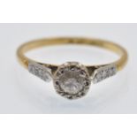 An Antique 18ct Gold Platinum & Diamond Solitaire Ring