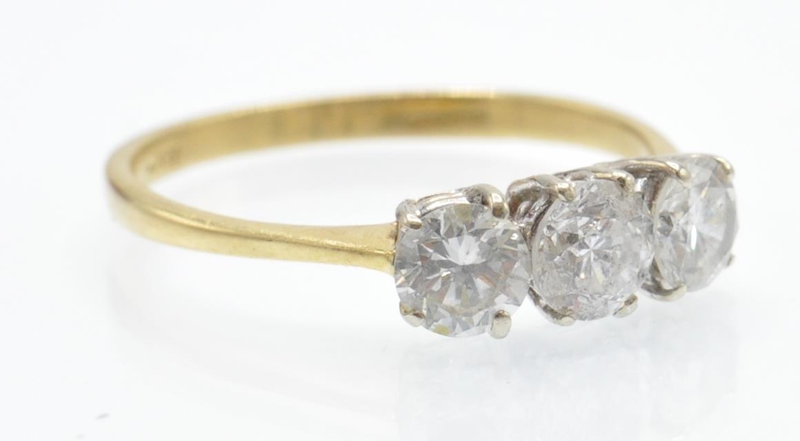 An 18ct & Diamond Three Stone Ring