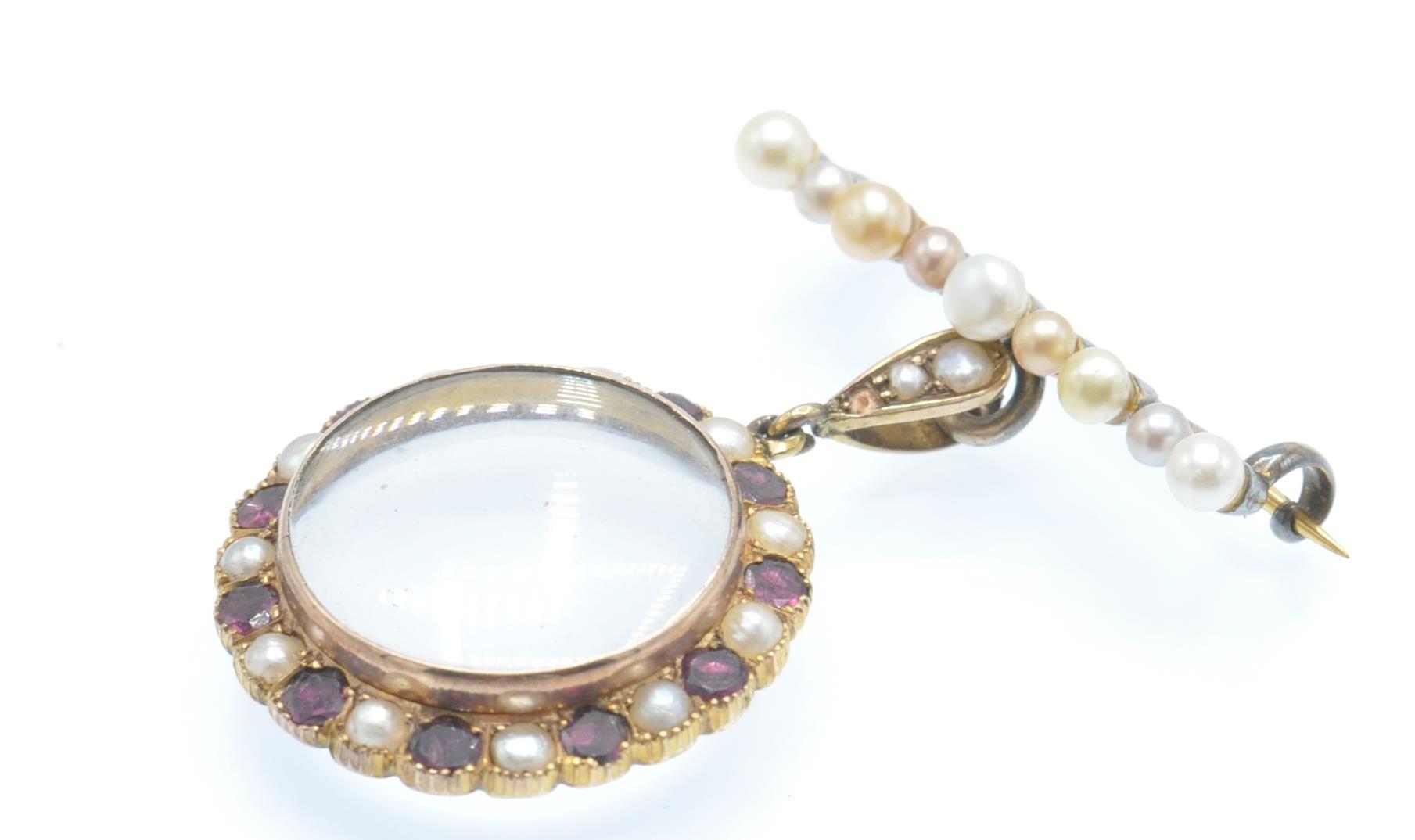 An Antique Pearl & Garnet Brooch Locket - Image 2 of 4