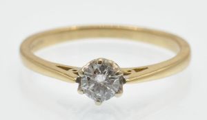 A Hallmarked 18ct Gold & Diamond Solitaire Ring